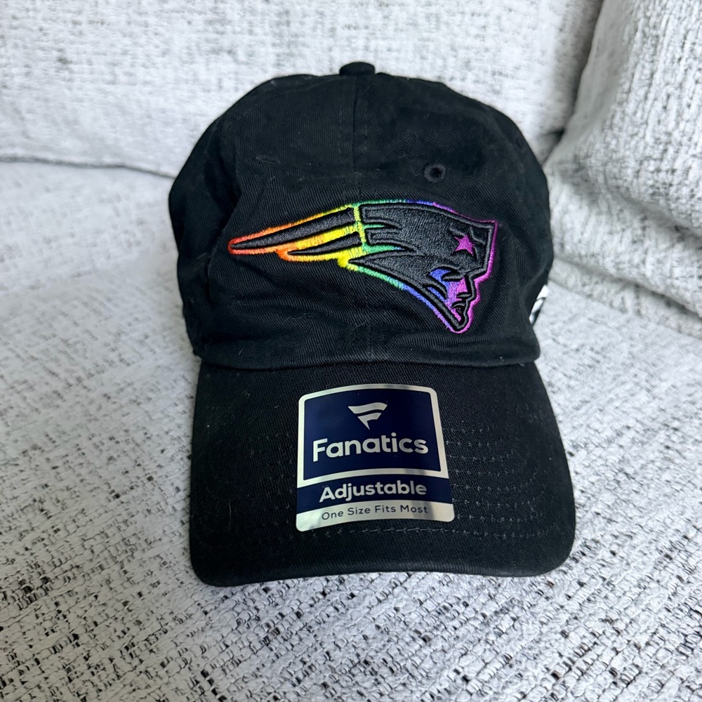 New England Patriots NFL Pride Adjustable Hat NWT Black Rainbow Pats Logo